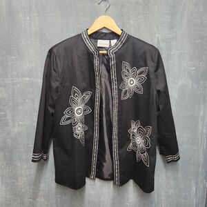 Alfred Dunner Size 16 Black & White Open Front Embroidered Jacket Pockets